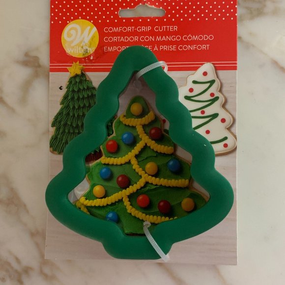 Stainless Steel Cookie Cutters, Comfort Grip Cutter, & 3 piece Bamboo Utensils - Picture 4 of 9